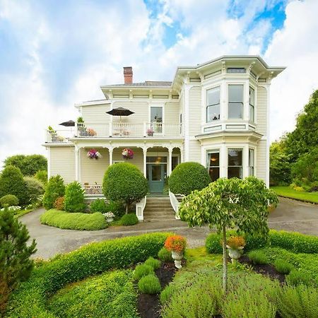 Fairholme Manor Inn วิกตอเรีย ภายนอก รูปภาพ