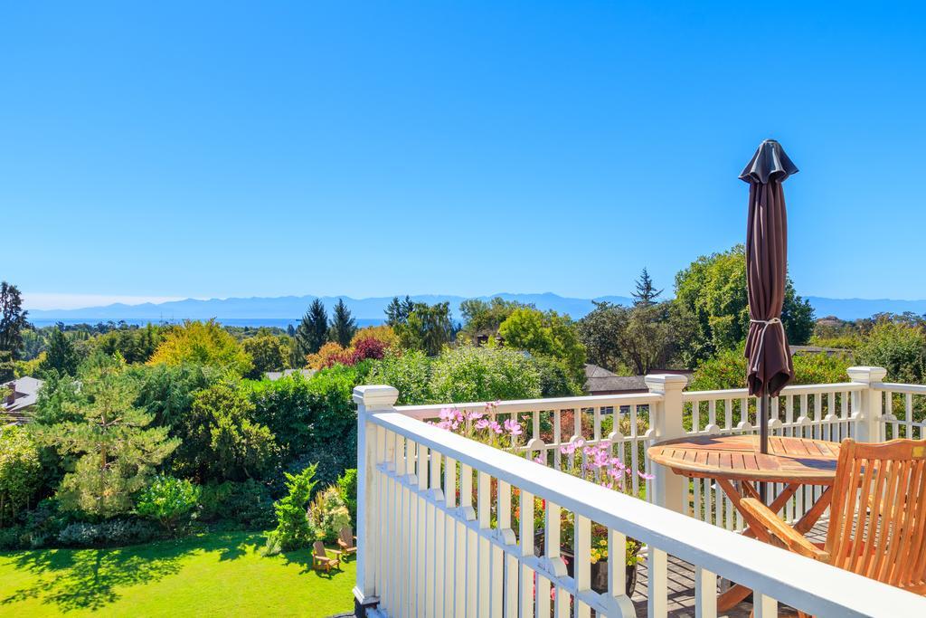 Fairholme Manor Inn วิกตอเรีย ภายนอก รูปภาพ