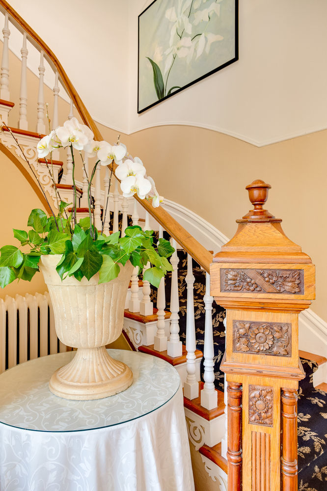 Fairholme Manor Inn วิกตอเรีย ภายนอก รูปภาพ